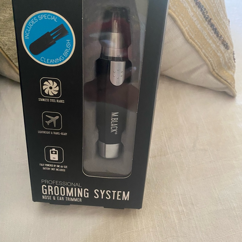 Nose shaver/trimmer